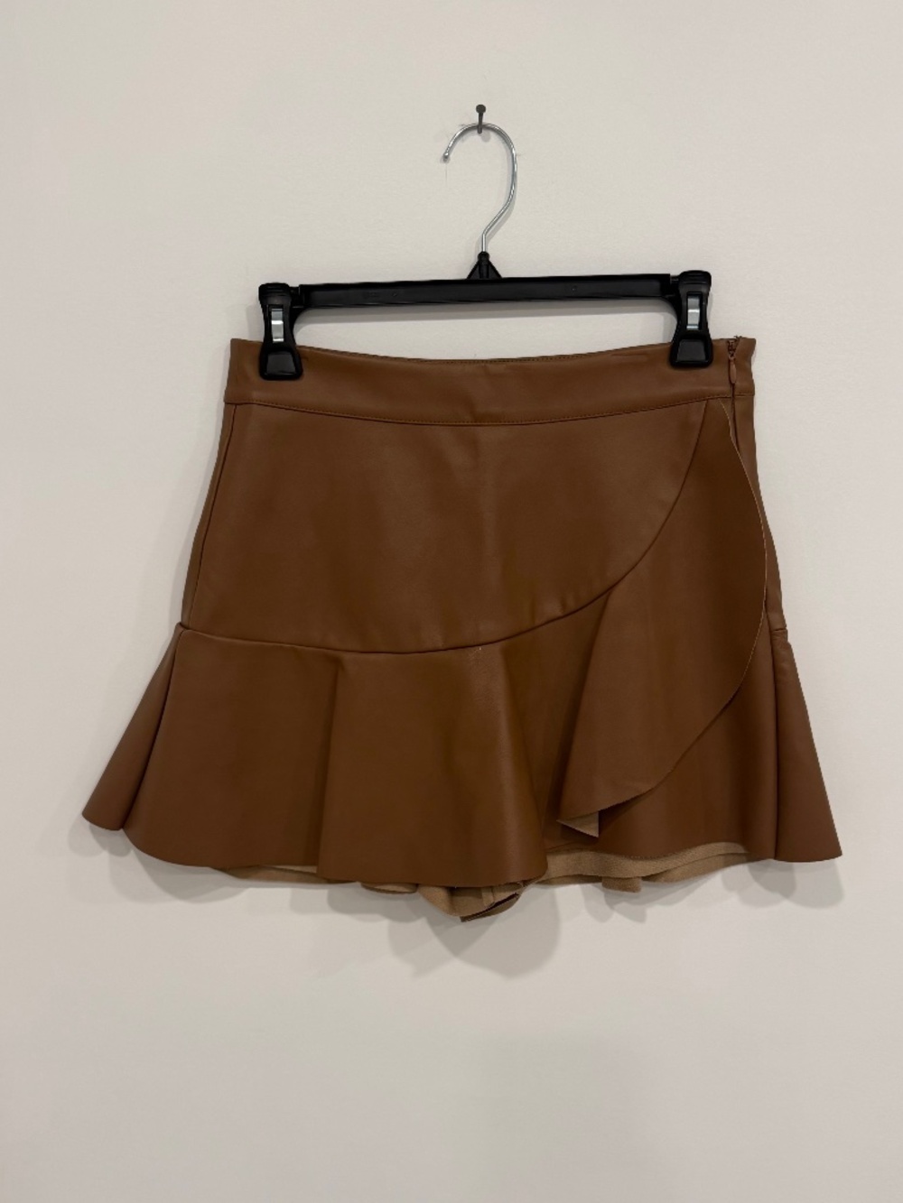 Do+Be Brown Faux Leather Mini Skirt Size Small - Worn once! EEUC
